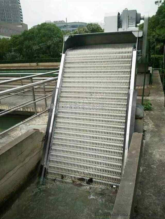 回转式格栅清污机
