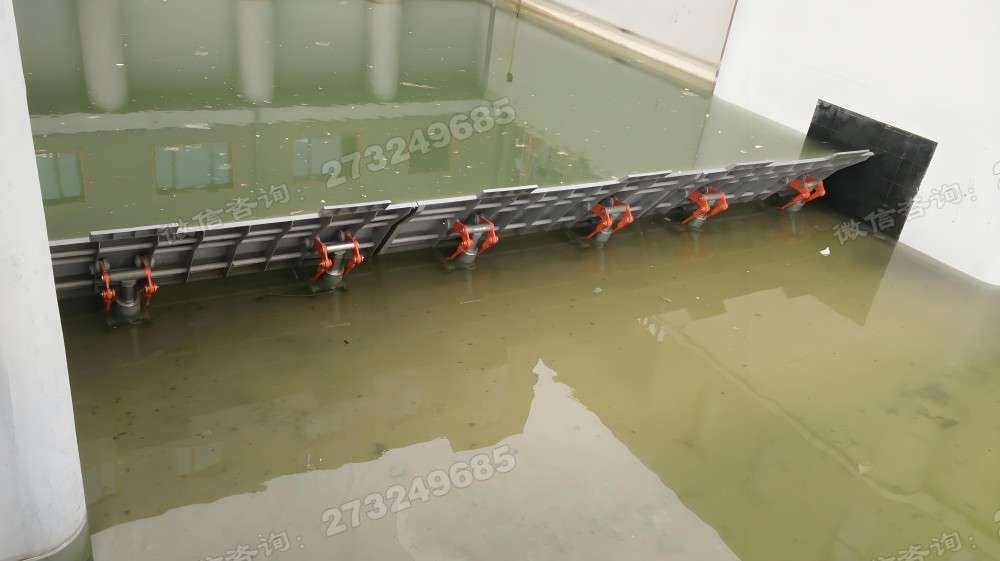 喀什湿地公园液压钢坝